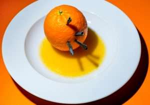 Photographie d'art sur alu-dibond, Nature Morte Injured Orange