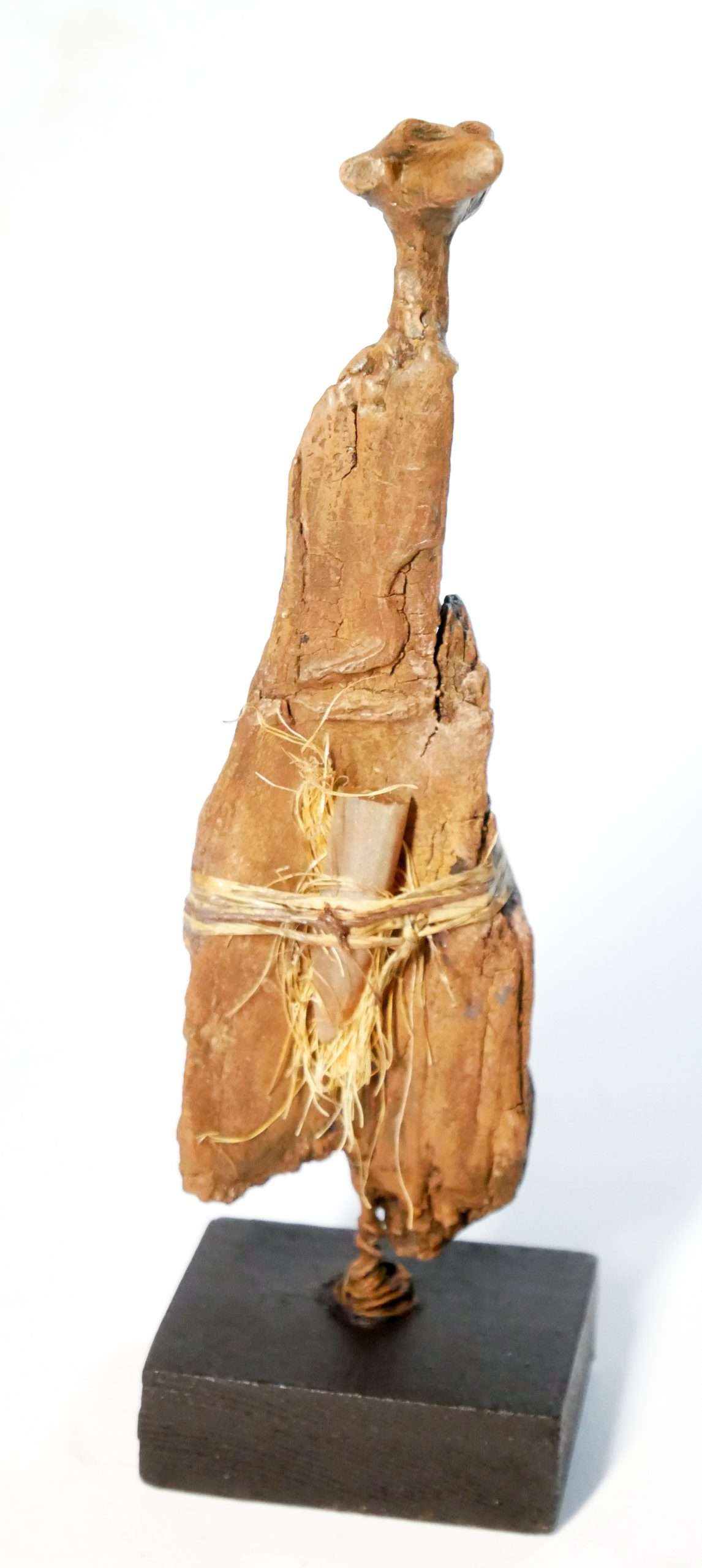 Sculpture Figure -Totem – Image 4