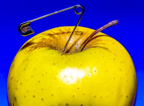 Apple pin par Lionel Le Jeune